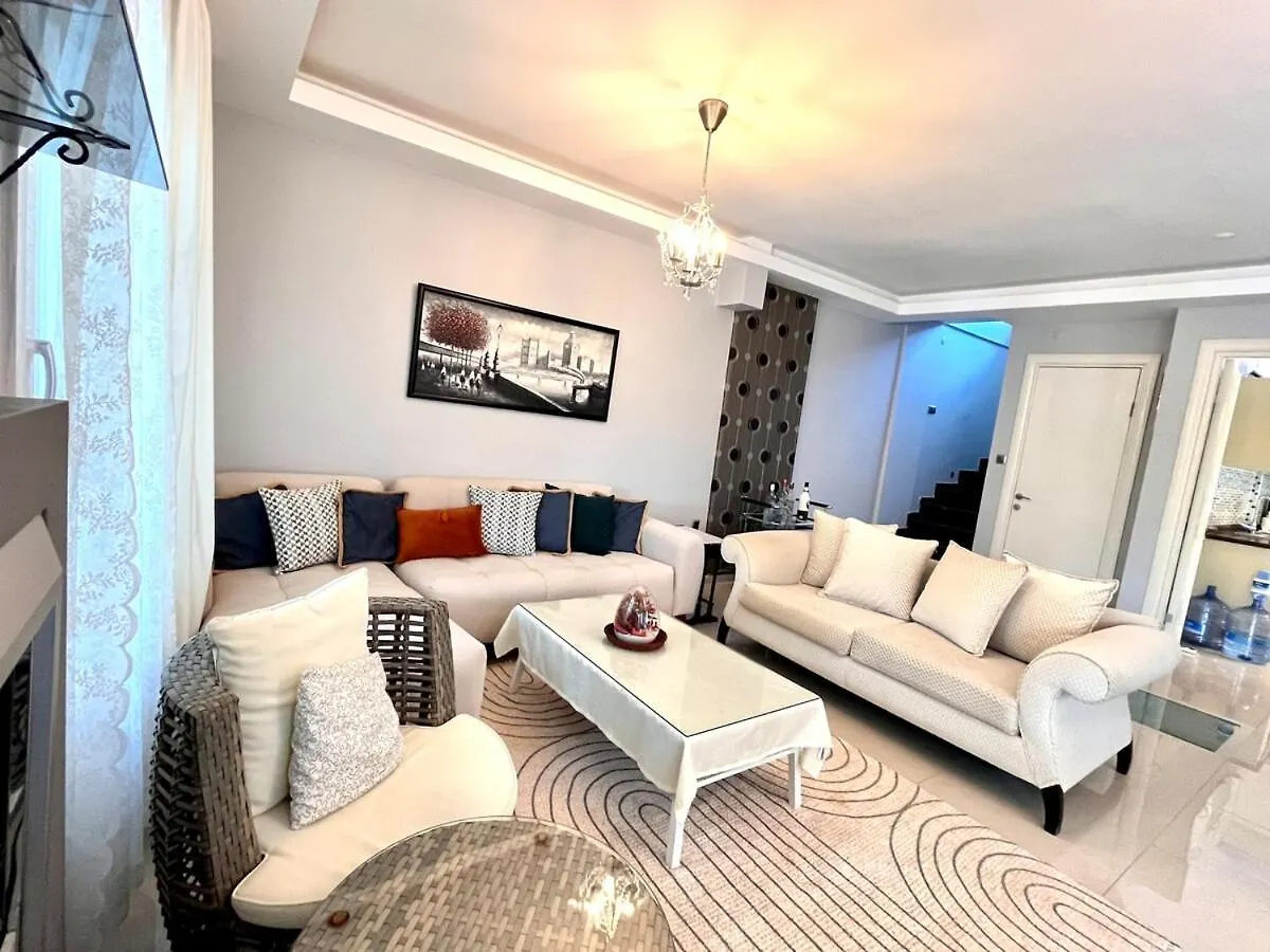 Sea Front Private Villa With Salt Pool Çeşme